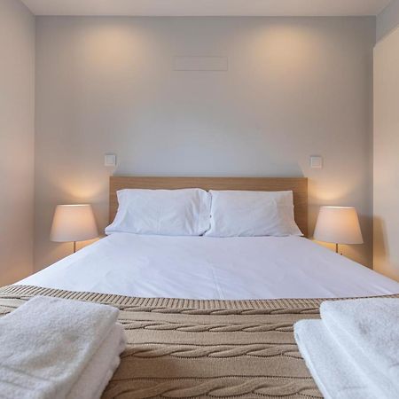 Graceful 2Bdr Duplex Apartment By Lovelystay Lisboa Extérieur photo