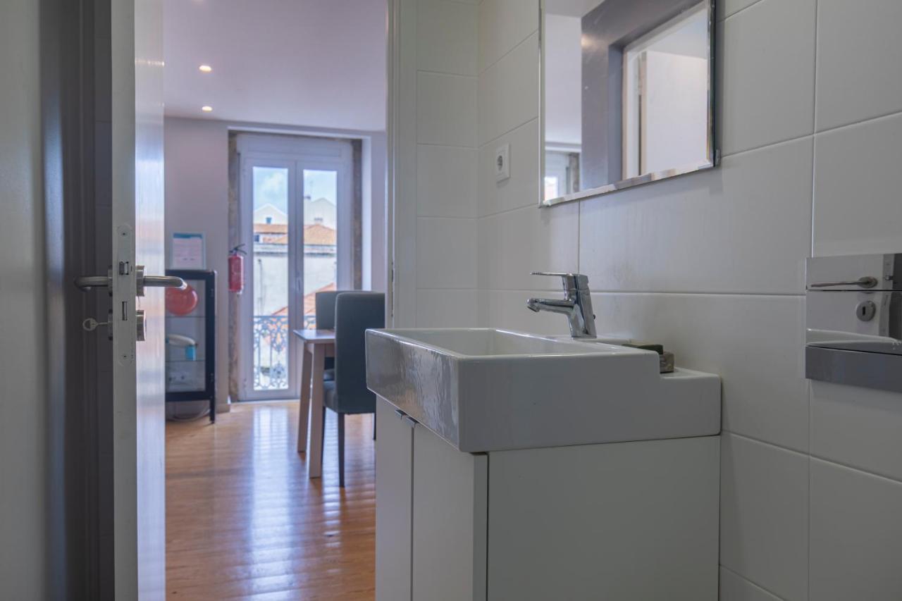 Graceful 2Bdr Duplex Apartment By Lovelystay Lisboa Extérieur photo