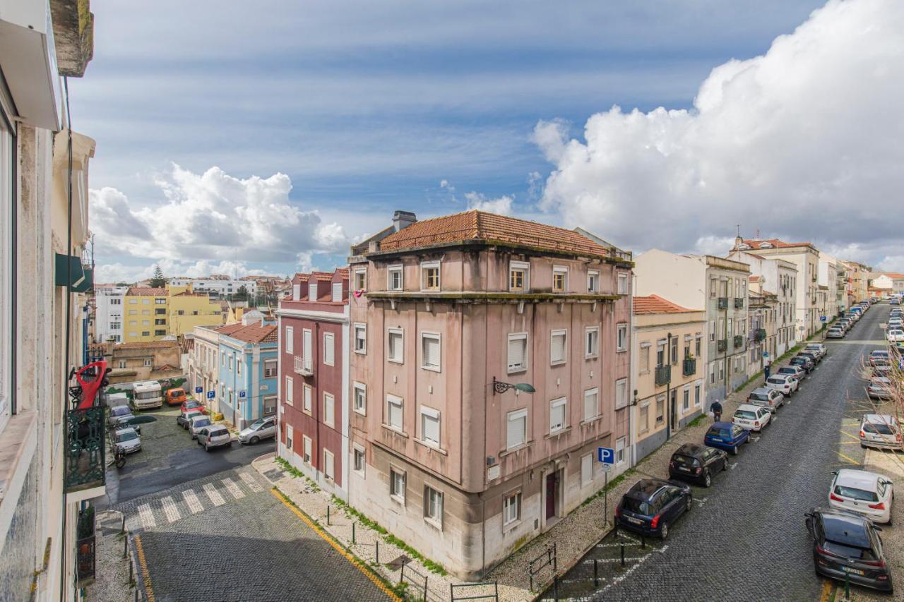 Graceful 2Bdr Duplex Apartment By Lovelystay Lisboa Extérieur photo