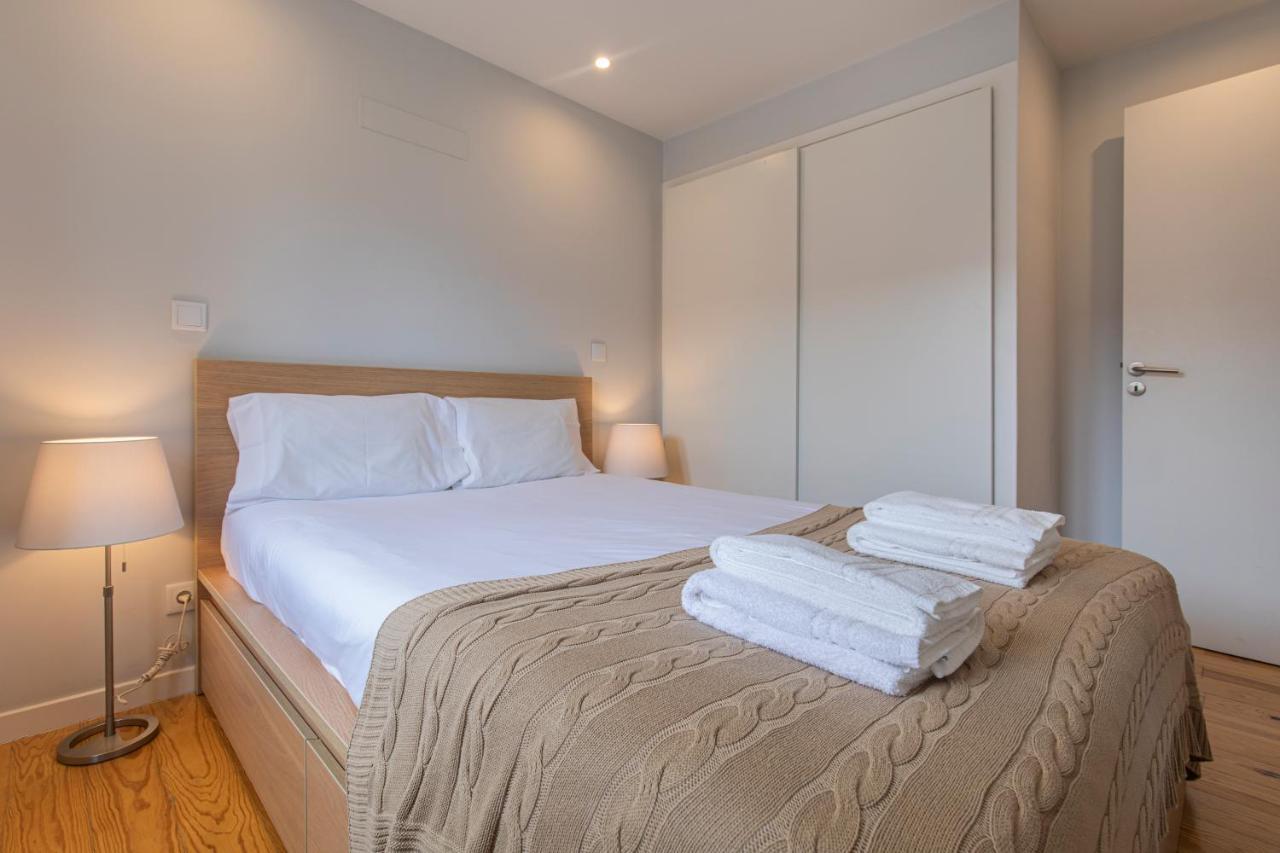 Graceful 2Bdr Duplex Apartment By Lovelystay Lisboa Extérieur photo